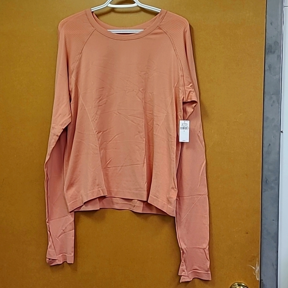 Old Navy Salmon Seamless Longsleeve Athletic Top